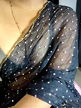 Snapshot of VR_here_4U chatting on May 29, 6:36 pm VR here 4U online show from May 29, 6:36 pm