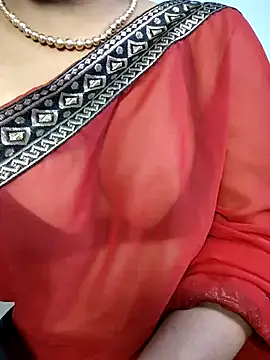 Snapshot of VR_here_4U chatting on October 2, 6:11 pm VR here 4U online show from October 2, 6:11 pm