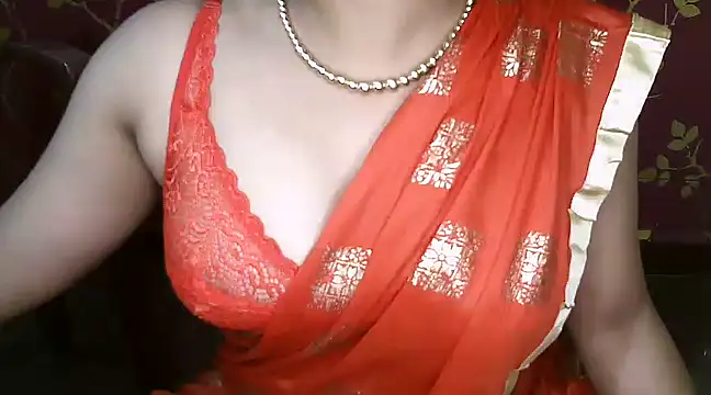 Snapshot of VR_here_4U chatting on December 29, 8:04 pm VR here 4U online show from December 29, 8:04 pm