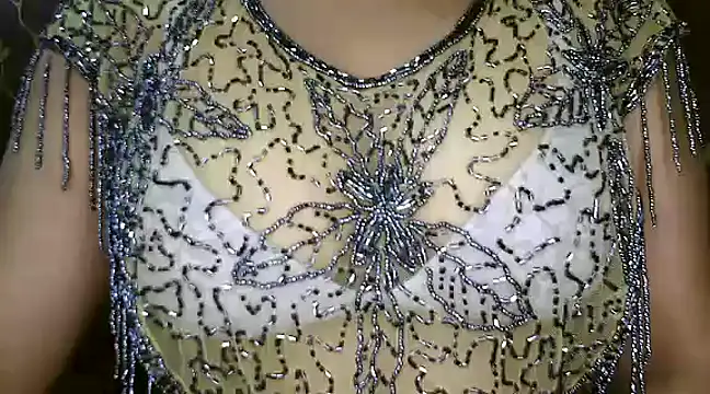 Snapshot of VR_here_4U chatting on February 9, 6:16 pm VR here 4U online show from February 9, 6:16 pm