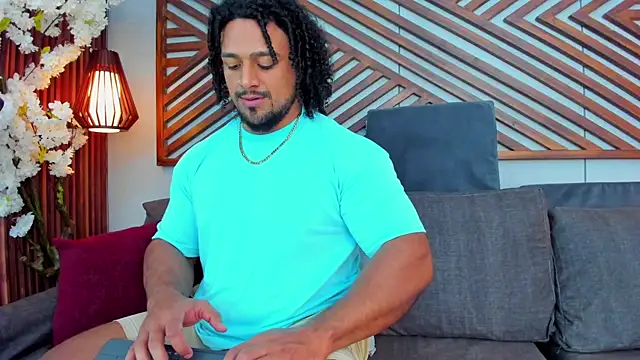 MikeEstevess online show from May 20, 7:49 am