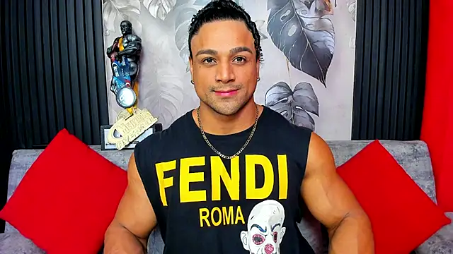 Snapshot of MikeEstevess chatting on December 3, 10:03 am MikeEstevess online show from December 3, 10:03 am