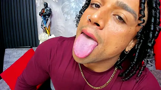 MikeEstevess online show from October 18, 3:08 am