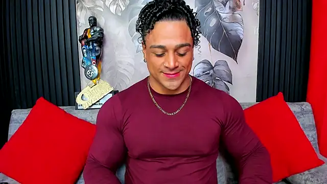 Snapshot of MikeEstevess chatting on December 5, 12:43 am MikeEstevess online show from December 5, 12:43 am