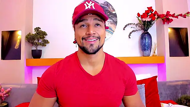 MikeEstevess online show from February 6, 8:39 am