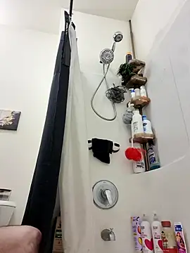 hungandnerdy420 online show from June 4, 4:28 am