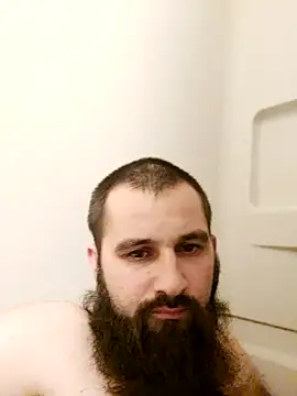 hungandnerdy420 online show from December 14, 9:04 am