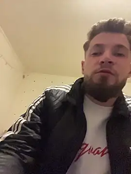 Snapshot of jimmyy_ chatting on March 22, 8:32 pm jimmyy online show from March 22, 8:32 pm