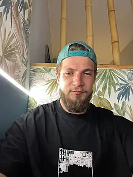 jimmyy  online show from May 19, 7:48 am