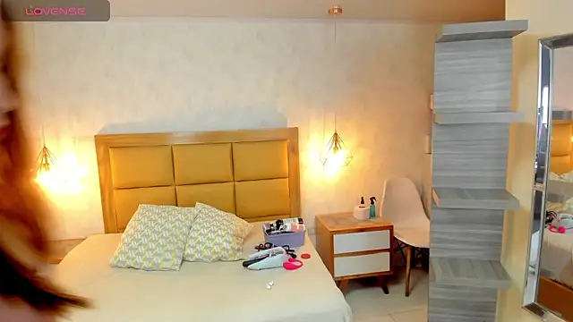 Kittytimberlake online show from November 15, 12:31 pm