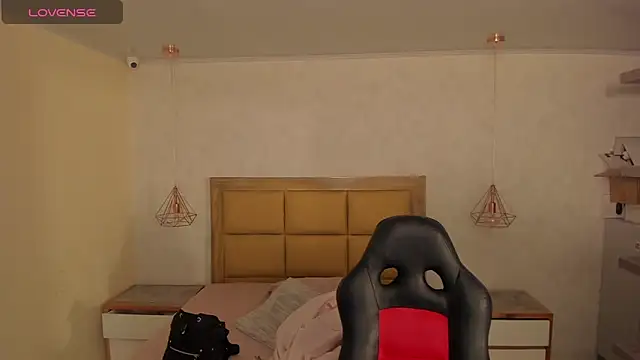 Kittytimberlake online show from February 25, 7:36 pm