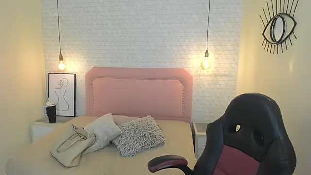 Kittytimberlake online show from February 16, 12:59 pm