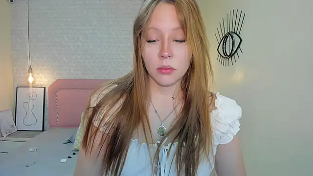 Kittytimberlake online show from March 21, 1:15 pm