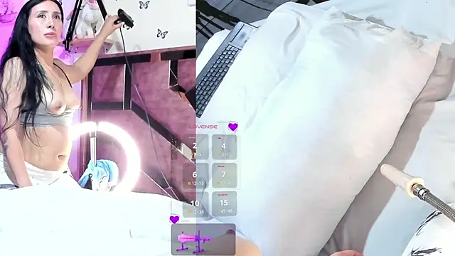 lili moonn online show from March 5, 10:59 pm