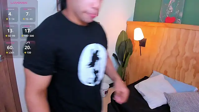 Snapshot of jacob-coper chatting on November 7, 3:11 am jacob-coper online show from November 7, 3:11 am