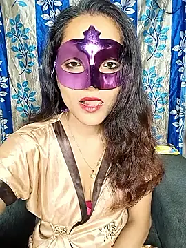 REVA DARLING online show from November 3, 3:04 pm