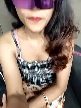 REVA DARLING online show from October 13, 6:15 am