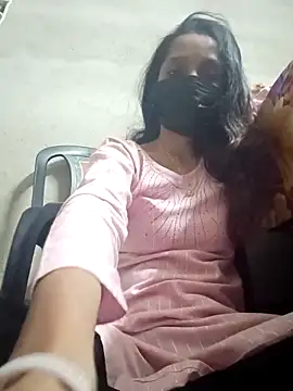 REVA DARLING online show from November 9, 3:38 pm