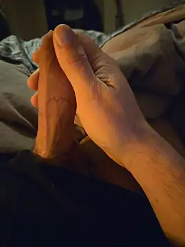 ruffuuss online show from March 30, 6:15 am