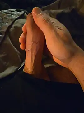 Snapshot of ruffuuss chatting on February 28, 8:41 pm ruffuuss online show from February 28, 8:41 pm