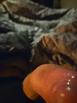 ruffuuss online show from April 7, 5:31 am