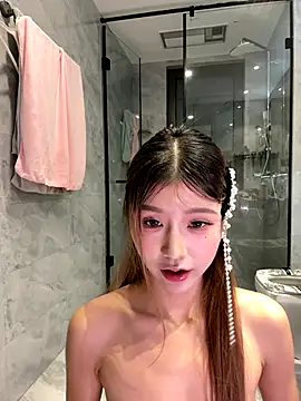 Momoever123456 online show from October 14, 2:17 pm