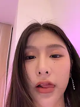 Momoever123456 online show from March 11, 2:11 pm