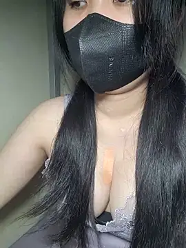 Snapshot of Athena20001 chatting on May 15, 6:39 pm Athena20001 online show from May 15, 6:39 pm