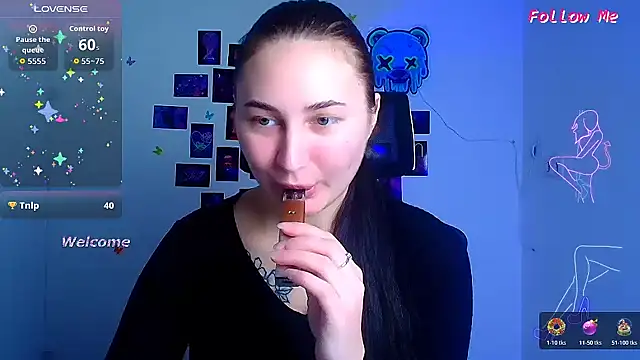 Jennifer Blum online show from November 27, 12:16 pm