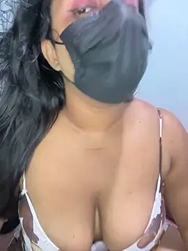 NOORA-GIRL online show from December 15, 1:50 pm