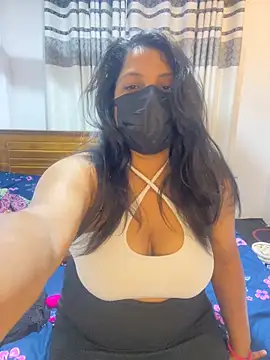 NOORA-GIRL online show from February 16, 10:29 pm