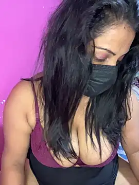 NOORA-GIRL online show from November 18, 12:19 pm