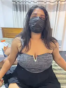 NOORA-GIRL online show from April 3, 3:24 am