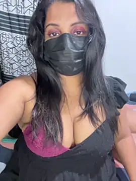 NOORA-GIRL online show from November 30, 3:35 pm