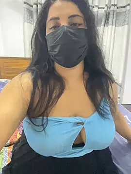 NOORA-GIRL online show from April 14, 1:10 am