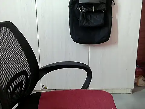 Destiny Desire online show from November 18, 12:52 pm