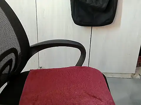 Destiny Desire online show from December 4, 10:42 pm