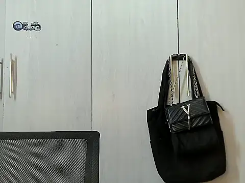 Destiny Desire online show from October 13, 6:53 pm