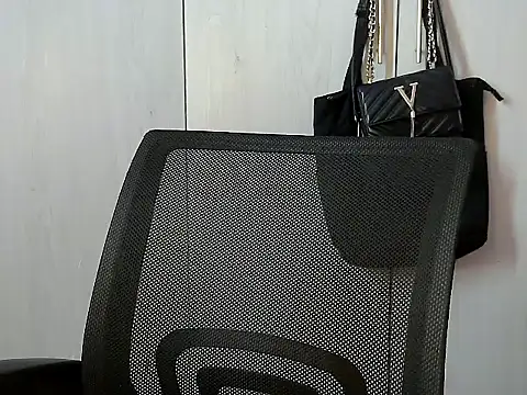 Destiny Desire online show from October 6, 2:02 am