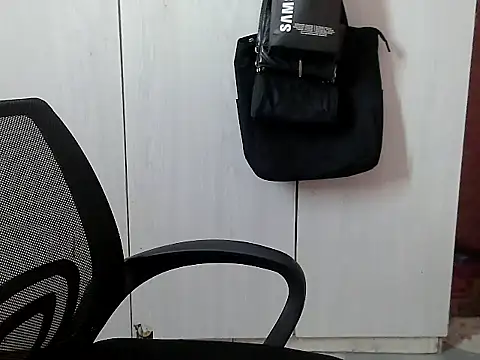 Destiny Desire online show from November 12, 6:23 pm