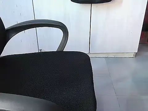 Destiny Desire online show from November 1, 7:30 pm