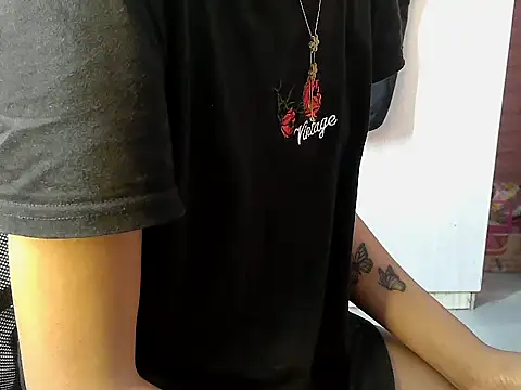 Destiny Desire online show from November 20, 12:28 pm