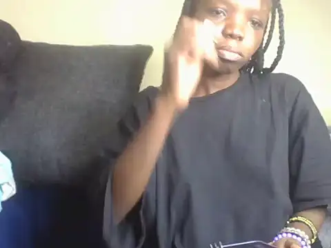 Snapshot of Baddie_Floxxy chatting on June 16, 11:32 am Baddie Floxxy online show from June 16, 11:32 am
