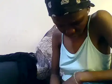 Baddie Floxxy online show from December 8, 8:47 pm
