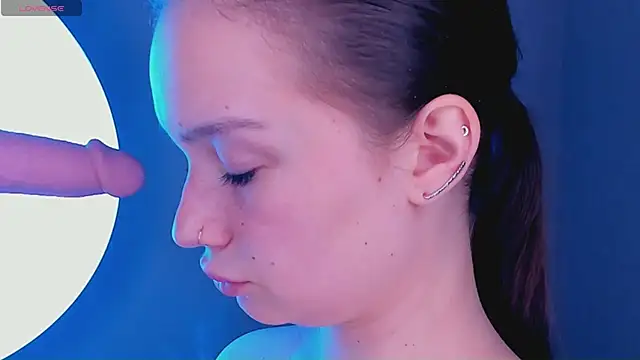 bitchpeace  online show from April 18, 4:42 pm