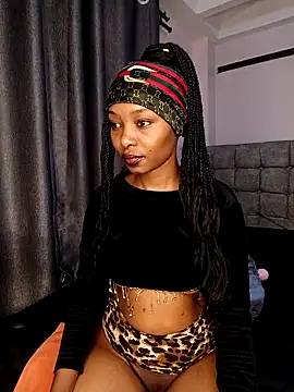 Licia harvin online show from November 30, 9:32 am