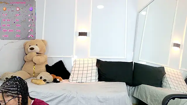 zorravioletta1 online show from February 23, 12:06 pm