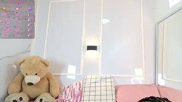 zorravioletta1 online show from March 26, 2:15 pm