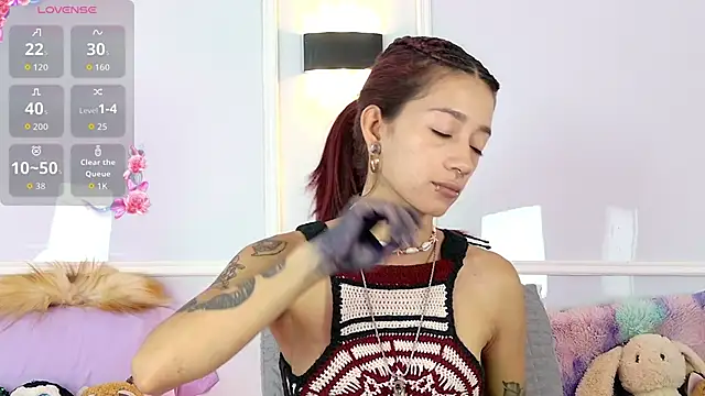 zorravioletta1 online show from June 1, 12:38 pm