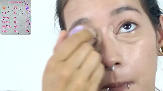 zorravioletta1 online show from November 18, 6:22 pm